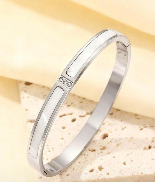 Rena’s Cuff Bracelet
