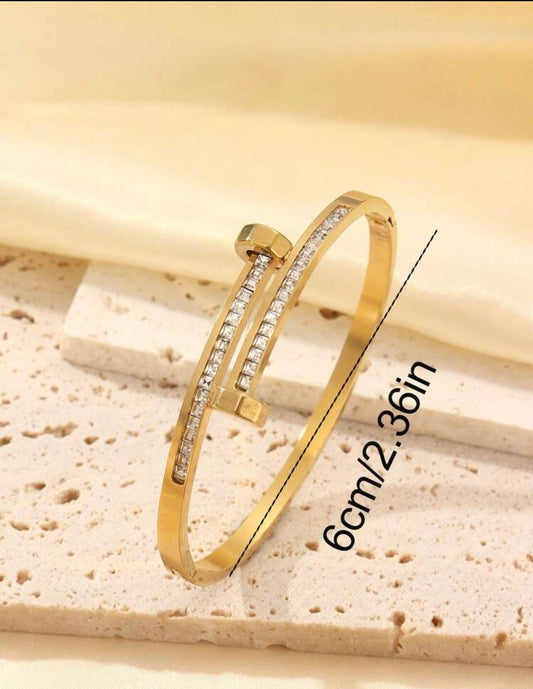 Janeth Cuff Bracelet
