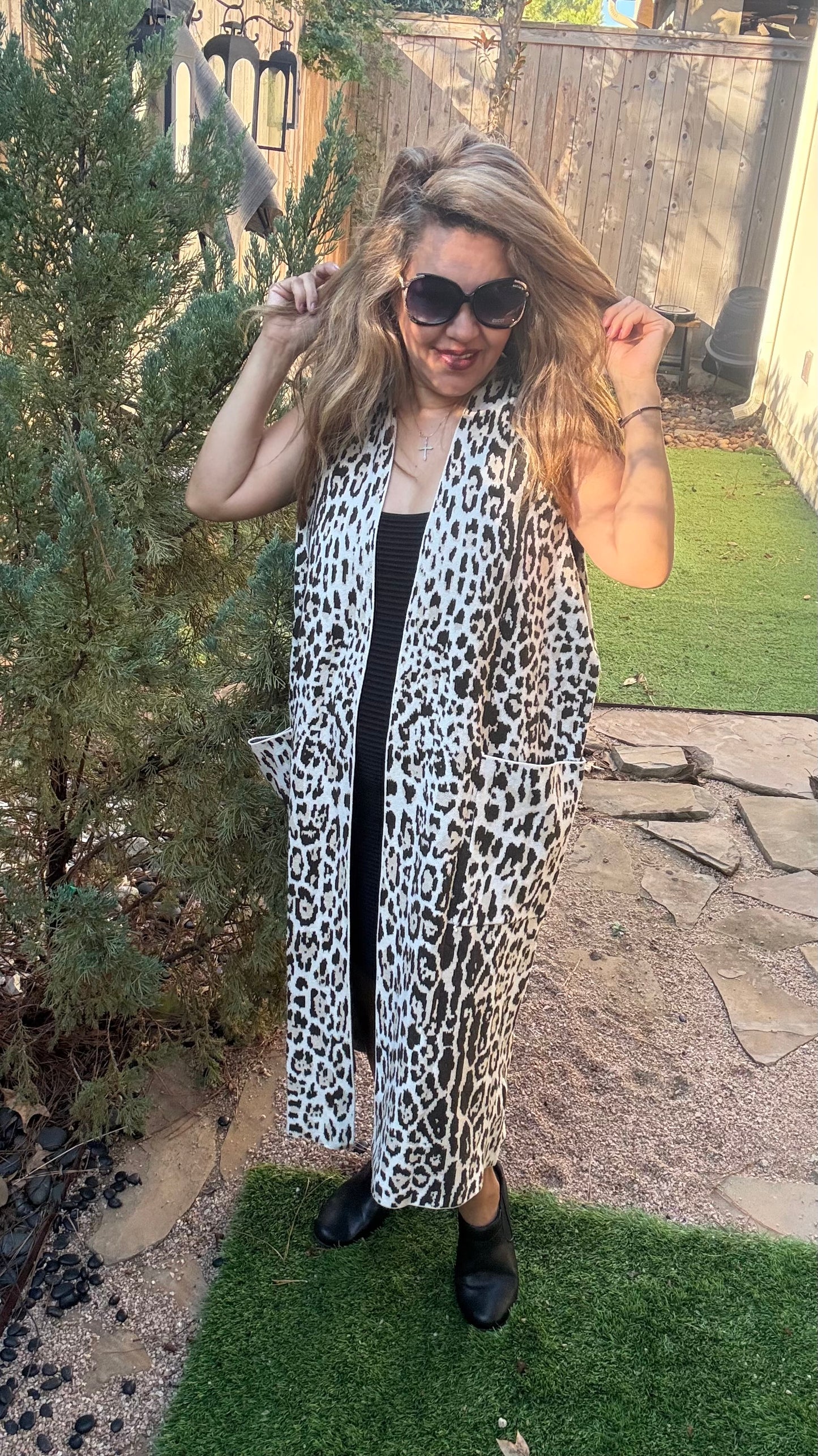 Rachel  Sleeveless vest Cardigan