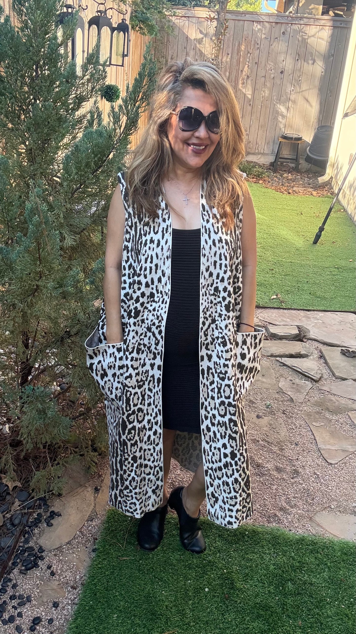 Rachel  Sleeveless vest Cardigan