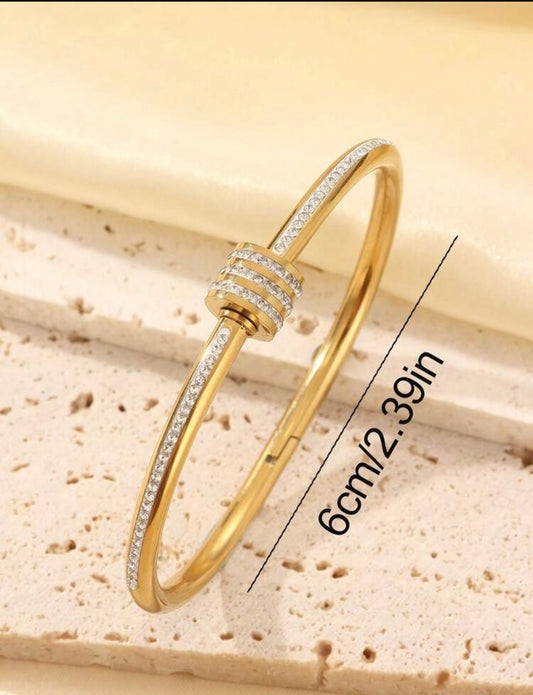 Sung Cuff Bracelet