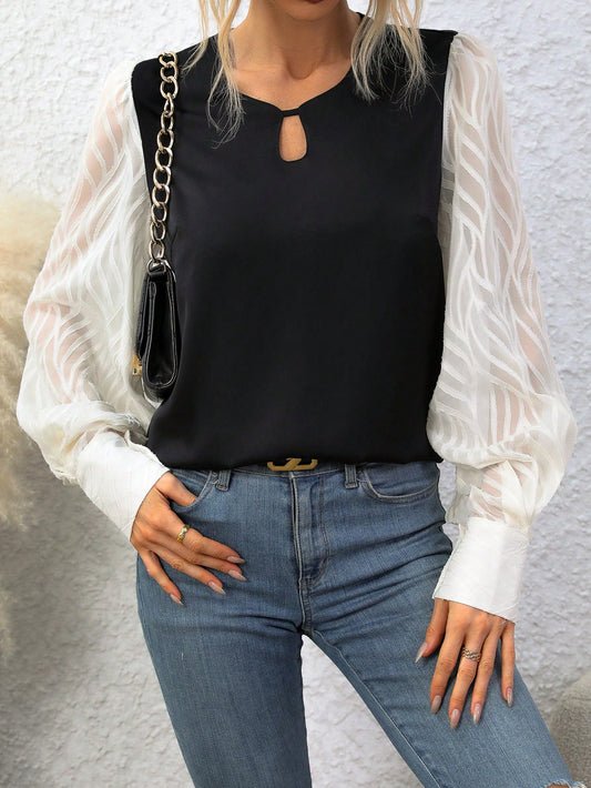 Vivi Black and Cream Top