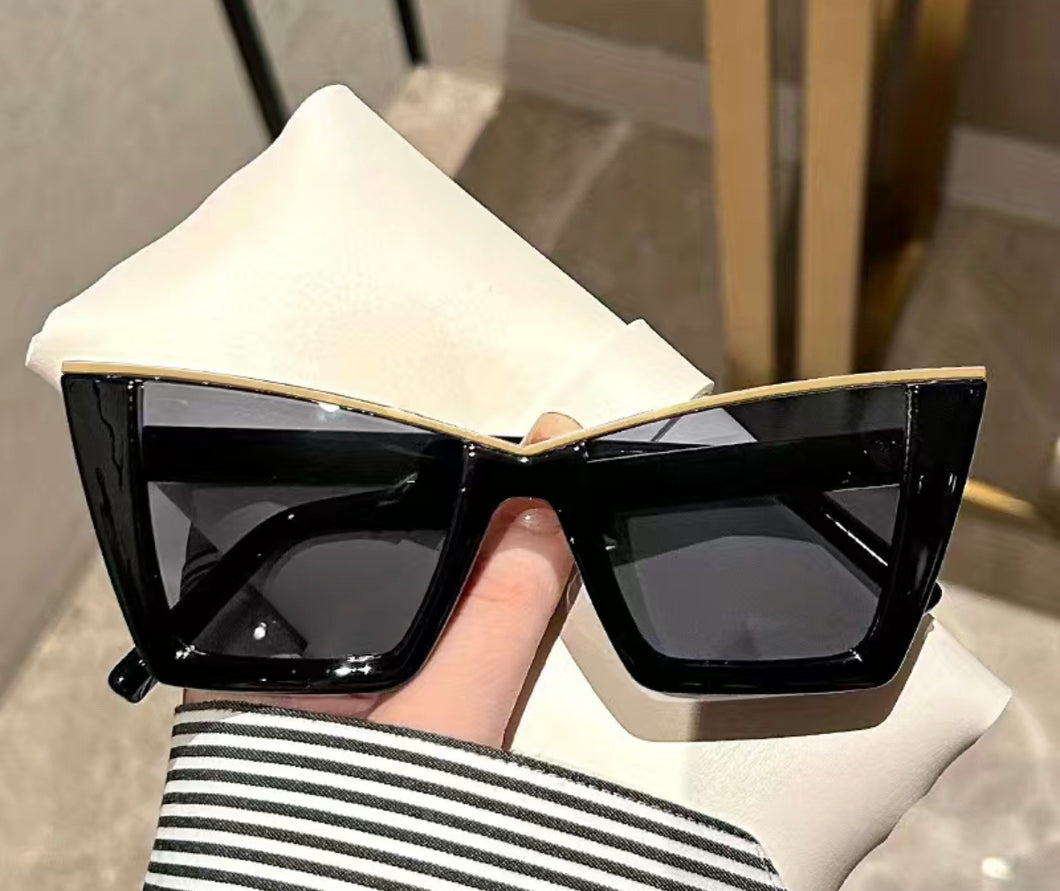 Rami Black Sunglasses